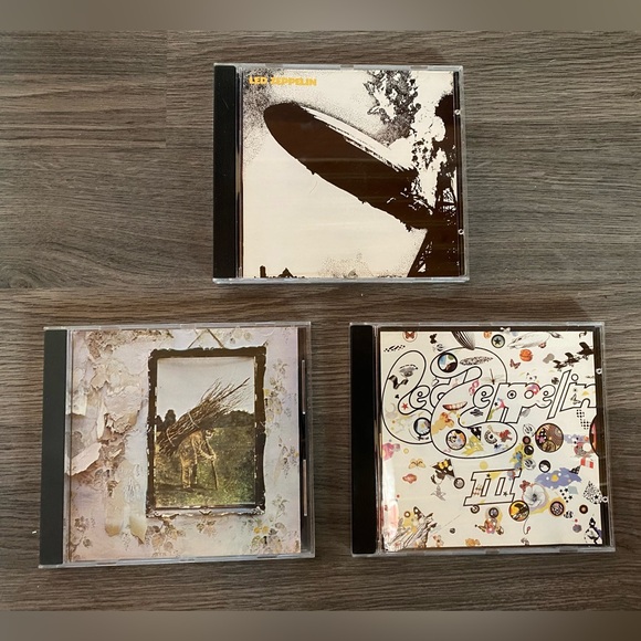 Atlantic Records Other - CD Collection - Black